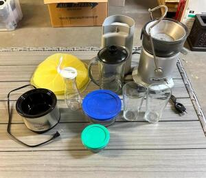 LOT OF KITCHEN ITEMS