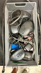 ASSORTMENT OF COMPUTER MICE