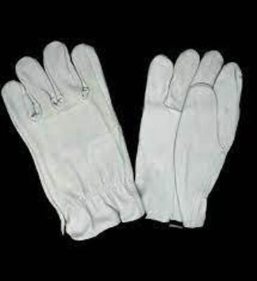 DESCRIPTION: (12) PAIRS OF WORK GLOVES BRAND/MODEL: RN67368 INFORMATION: OFF WHITE SIZE: SIZE M RETAIL$: $48.25 EA QTY: 12