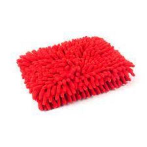 DESCRIPTION: (6) AUTO MICROFIBER WASH CLOTHS BRAND/MODEL: CHENILLE INFORMATION: RED RETAIL$: $40.00 EA QTY: 6