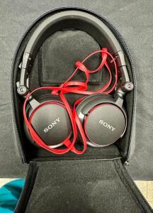 SONY HEADPHONES W/ CASE