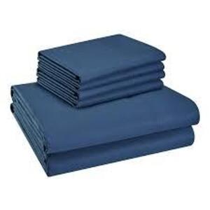 DESCRIPTION: (1) SET OF SHEETS BRAND/MODEL: HOTEL STYLE INFORMATION: NAVY BLUE SIZE: QUEEN RETAIL$: $49.88 EA QTY: 1