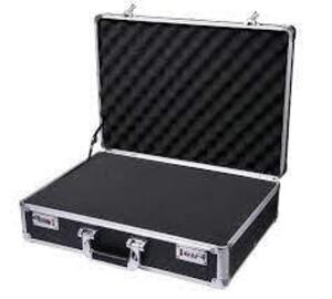 DESCRIPTION: (1) BRIEFCASE STYLE HARD PROTECTIVE CASE WITH FOAM BRAND/MODEL: AGILENT INFORMATION: BLACK WITH SILVER RETAIL$: $583.00 EA QTY: 1