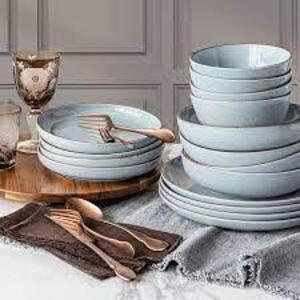 DESCRIPTION: (1) 16 PC DINNERWARE SET BRAND/MODEL: OPTIONS #1705622 RETAIL$: $50.00 EA QTY: 1