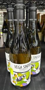 (5) BOTTLES OF VEGA SINDOA CHARDONNAY