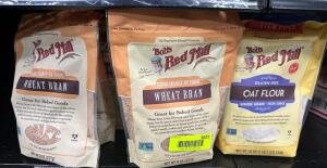 (15) BAGS WHEAT BRAN AND OAT FLOUR