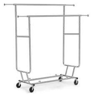 DESCRIPTION: (1) GARMENT RACK BRAND/MODEL: YAHEETECH #610616 INFORMATION: CHROME SIZE: DOUBLE RAIL RETAIL$: $89.99 EA QTY: 1