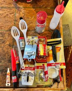 (10)- ASSORTED KITCHEN UTENSILS