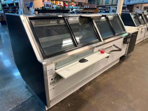 HUSSMANN SSGVE-12-U 99" REFRIGERATED DELI CASE.