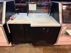 54" X 38" CUTTING BLOCK TOP DELI COUNTER W/ SNEEZE GUARD.