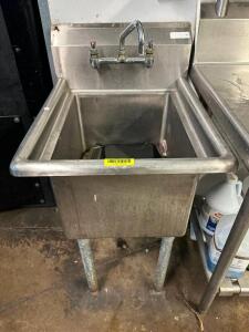 24" X 20" SINGLE WELL STAINLESS SINK.