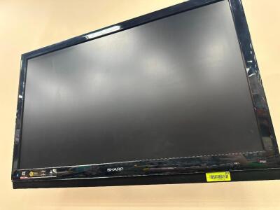 SHARP 40" LCD TV WITH WALL MOUNT