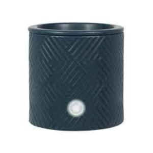 DESCRIPTION: (1) SINGLE PACK ELECTRIC FRAGRANCE WARMER, WAX BURNER BRAND/MODEL: MAINSTAYS INFORMATION: BLUE SIZE: 4" WX 4" D X 4..4"H RETAIL$: $12.00