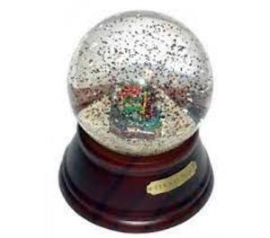 DESCRIPTION: (1) MUSICAL SNOW GLOBE FENWAY PARKINFORMATION: PLAYS TAKE ME OUT TO THE BALLGAMERETAIL$: $40.00 EAQTY: 1