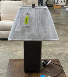 TABLE LAMP