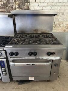 DESCRIPTION: VULCAN SIX BURNER RANGE W/ CONVECTION OVEN. BRAND / MODEL: VULCAN 36S-6BN ADDITIONAL INFORMATION NATURAL GAS CONTACT For more details, si