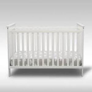 DESCRIPTION: (1) 3 IN 1 CONVERTIBLE CRIB BRAND/MODEL: DELTA CHILDREN INFORMATION: WHITE RETAIL$: $124.99 EA QTY: 1