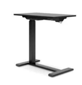 DESCRIPTION: (2) MOBILE WORK DESK BRAND/MODEL: LYNX TYN INFORMATION: ON CASTERS RETAIL$: $354.27 EA QTY: 2