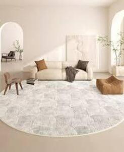 DESCRIPTION: (1) AREA RUG SIZE: LARGE QTY: 1