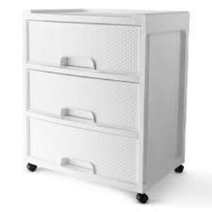 DESCRIPTION: (1) 3 DRAWER DIAMOND CART BRAND/MODEL: MAINSTAYS INFORMATION: ARTIC WHITE RETAIL$: $26.93 EA QTY: 1