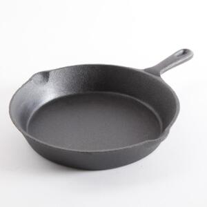 GIBSON ADDLESTONE 10" CAST IRON PRESEASONED FRYING PAN RETAILS FOR $14.99