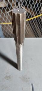 DESCRIPTION: (1) HSS SF/SS CHUCKING REAMER BRAND/MODEL: VC 081136188 SIZE: 1-1/32" D RETAIL$: $153.10 QTY: 1