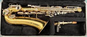 ALTO SAXOPHONE W/ CASE