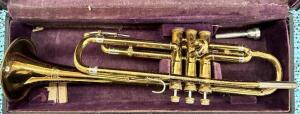 VINTAGE TRUMPET W/CASE