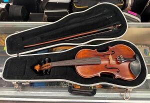 3/4 VIOLIN WITH BOW & CASE