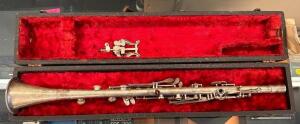 VINTAGE CLARINET WITH CASE