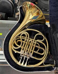 FRENCH HORN WITH CASE