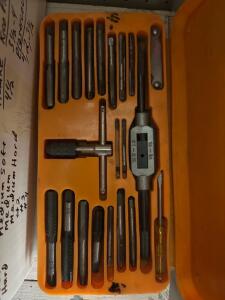 TAP AND DIE SET