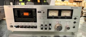 STEREO CASSETTE TAPE DECK