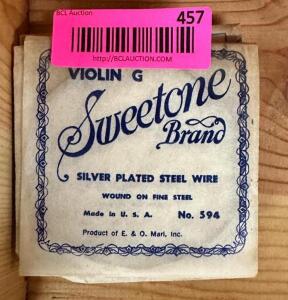 ASSORTED VIOLIN STRINGS