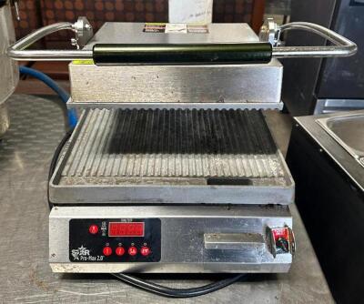 STAR ELECTRIC PANINI MACHINE.