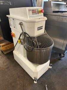 DOYON 30 QT SPIRAL MIXER W/ BOWL AND HOOK