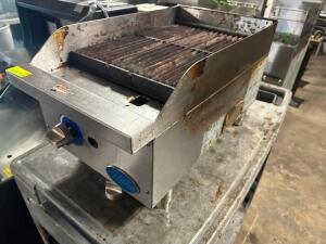 GLOBE 15" COUNTER TOP GAS CHARBROILER.