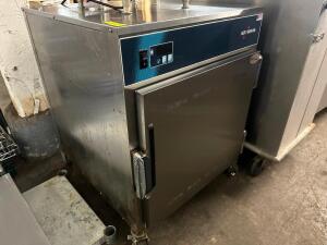 ALTO SHAAM 750-S HEATED HOLDING CABINET.