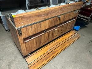 FIVE WELL STEAM TABLE BUFFET W/ HEAT LAMP WARMER.