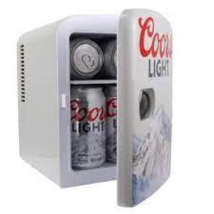 DESCRIPTION: (1) PORTABLE COMPACT PERSONAL FRIDGE COOLER INFORMATION: COORS LIGHT SIZE: 4 LITER RETAIL$: $30.00 EA QTY: 1