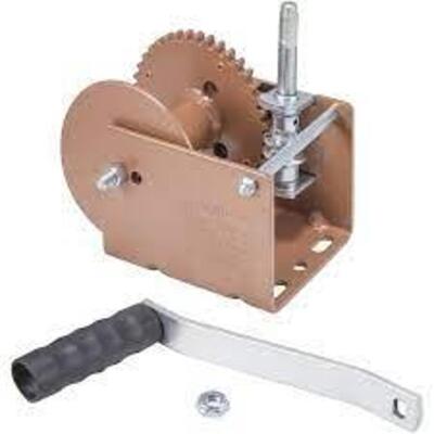 DESCRIPTION: (1) WORM GEAR WINCH BRAND/MODEL: DUTTON-LAINSON #WG2000 INFORMATION: REGULAR DRUM, HANDLE DRIVE SIZE: 2000 LB CAPACITY RETAIL$: $112.99 E