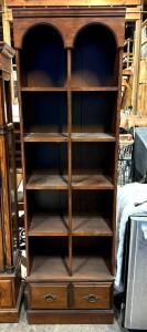 DESCRIPTION: WOODEN BOOKCASE WITH STORAGE DRAWER SIZE: 23"X20"X77.5" QTY: 1