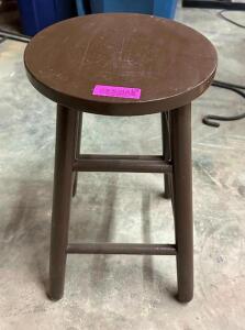 DESCRIPTION: WOODEN STOOL SIZE: 23" QTY: 1