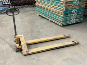 NAME: 1500 LBS. PALLET JACK DESCRIPTION: 1500 LBS. PALLET JACK THIS LOT IS: ONE MONEY QTY: 1