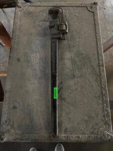 HEAVY DUTY 30" PIPE WRENCH