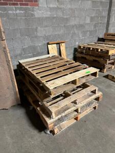 STACK OF PREMIUM PALLETS