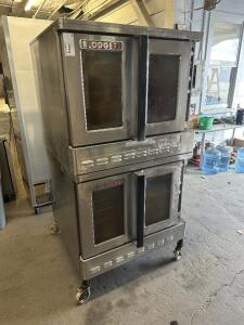 BLODGETT DOUBLE STACK GAS CONVECTION OVEN.