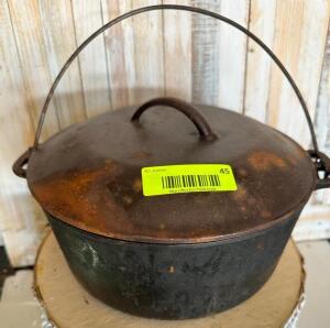 DESCRIPTION: WAGNER POT WITH LID SIZE: 12"X4-1/2" QTY: 1