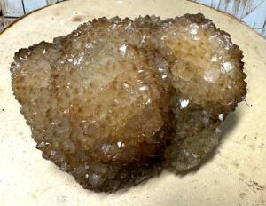 DESCRIPTION: DRUZY QUARTZ SPECIMEN SIZE: 7"X4"X3" QTY: 1