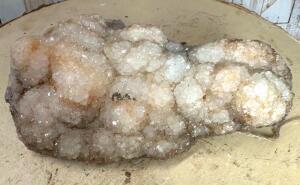 DESCRIPTION: DRUZY QUARTZ SPECIMEN SIZE: 6"X4"X3" QTY: 1